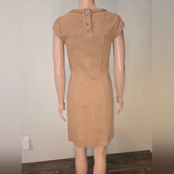 BODEN Women's Sheath Dress Light Brown Stretch Boat Neck Cap Sleeve Butt… - Picture 8 of 15